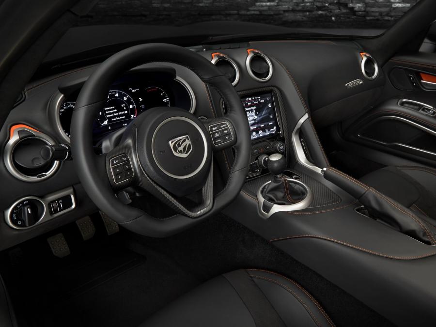 Торпедо SRT Viper GTS Carbon Special Package 2014 года  (фото 8 из 8)